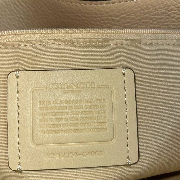 Coach purse with matching wallet - Picture 7 of 9